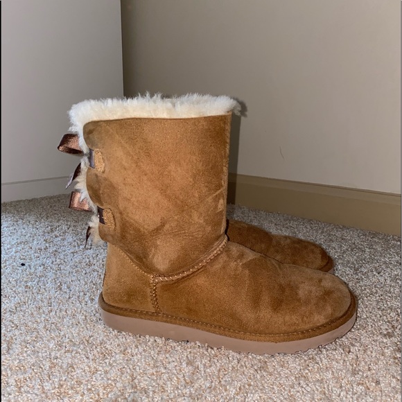 UGGs - Picture 3 of 4